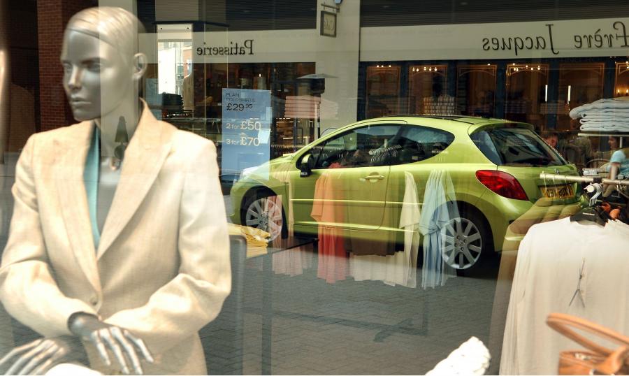  Peugeot 207 2006 года  (фото 34 из 180)
